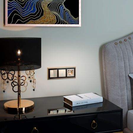 Выключатель двухклавишный проходной с подсветкой (шампань рифленый) СУ IP20 Werkel