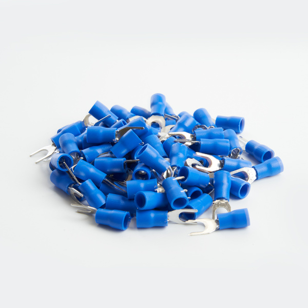 Наконечник вилочный изолированный НВИ 2,5-4, LD404-254 (упаковка 100 шт) STEKKER