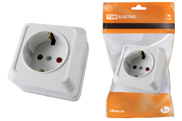 Розетка 2П+З открытой установки с з/ш IP20 16А, белый "Ладога" TDM Розетка 2П+З открытой установки с з/ш IP20 16А, белый "Ладога" TDM