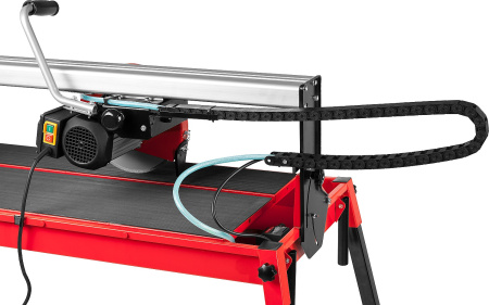 Электроплиткорез "Мастер", длина реза 1020 мм, диск 250 мм, глубина реза 90°-52мм/45°-46мм, стол 1060x468 мм, 1200Вт ЗУБР