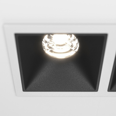 Встраиваемый светильник LED 20Вт Бело-черный IP20 Downlight DL043-02-10W4K-SQ-WB Technical Maytoni