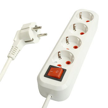 Удлинитель четырехместный с/з с выключ. STEKKER HM07-41-03 3x1мм², 3м, серия Home (У16А-003), белый