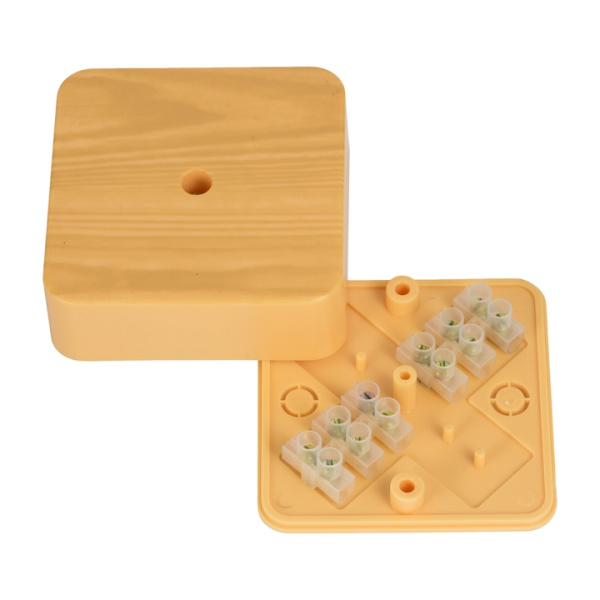 Коробка разветвительная КМР-030-030кг (75х75х26) с клеммником светлое дерево PROxima EKF