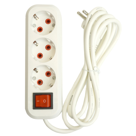 Удлинитель трехместный с/з с выключ. STEKKER HM07-31-03 3x1мм², 3м, серия Home (У16А-002), белый