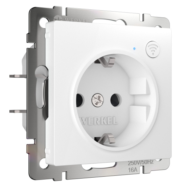 Умная встраиваемая розетка с заземлением с защитными шторками белая СУ IP20 Werkel