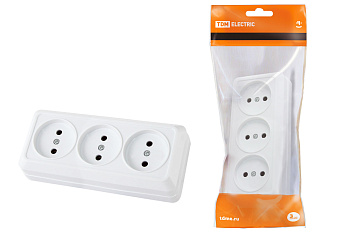 Розетка 3-х местная горизонтальная 2П открытой установки IP20 10A белая "Ладога" TDM