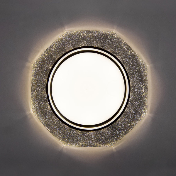 svetilnik_gcl_gx53_h38_bl_7_granenyy_serebryanyy_blesk_s_podsvetkoy