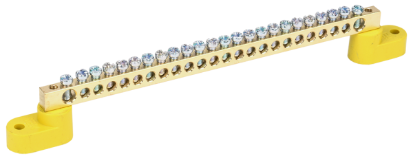 Шина PE "земля" на двух угловых изоляторах ШНИ-6х9-24-У2-Ж IEK