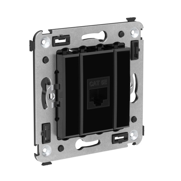 Компьютерная розетка RJ-45 без шторки в стену, кат.5е одинарная, "Avanti", "Черный квадрат" DKC Компьютерная розетка RJ-45 без шторки в стену, кат.5е одинарная, "Avanti", "Черный квадрат" DKC