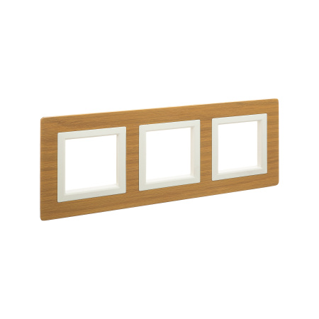 Рамка из натурального дерева, "Avanti", беленый дуб, 3 поста (6 мод.) DKC