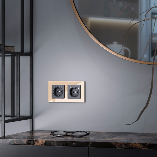 Favorit Рамка на 2 поста (шампань) Werkel