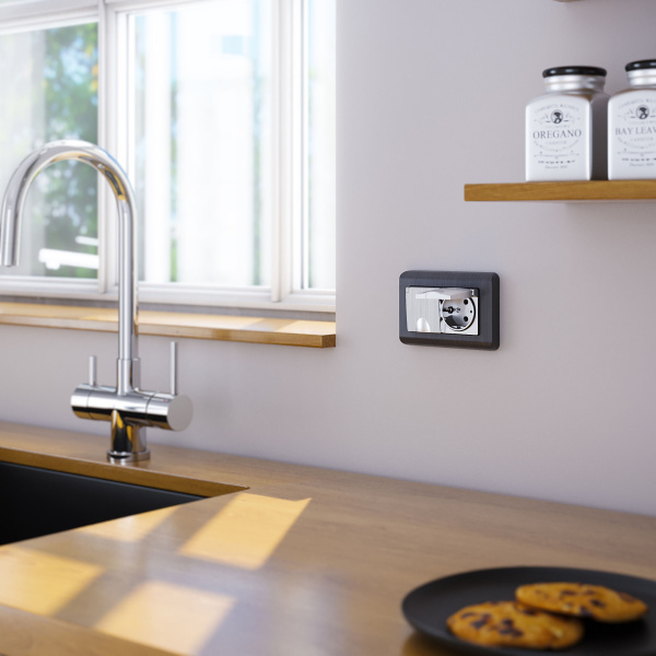 Розетка двойная влагозащ. с зазем. с защит. крышками и шторками (серебряный рифленый) СУ IP44 Werkel