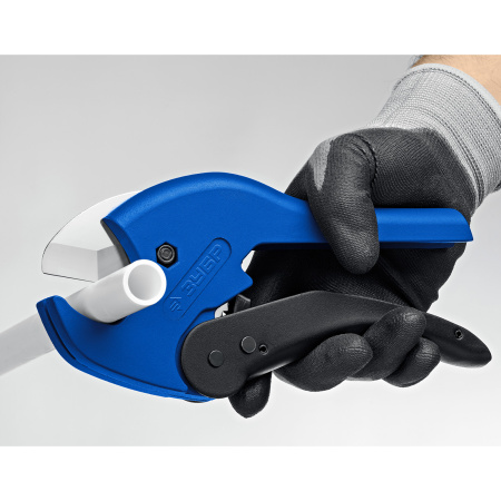 Автоматический труборез по металлопластиковым и пластиковым трубам Профессионал-42А до 42 мм ЗУБР