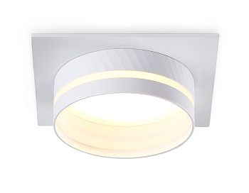 Светильник встраиваемый TN5221 WH белый GX53 110*110*50 Ambrella Light