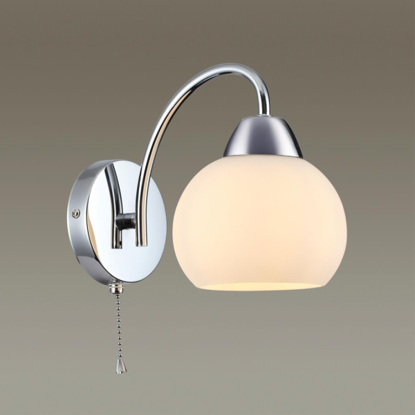 Бра с выкл.E27 40W 220V SYDNEE хром LUMION