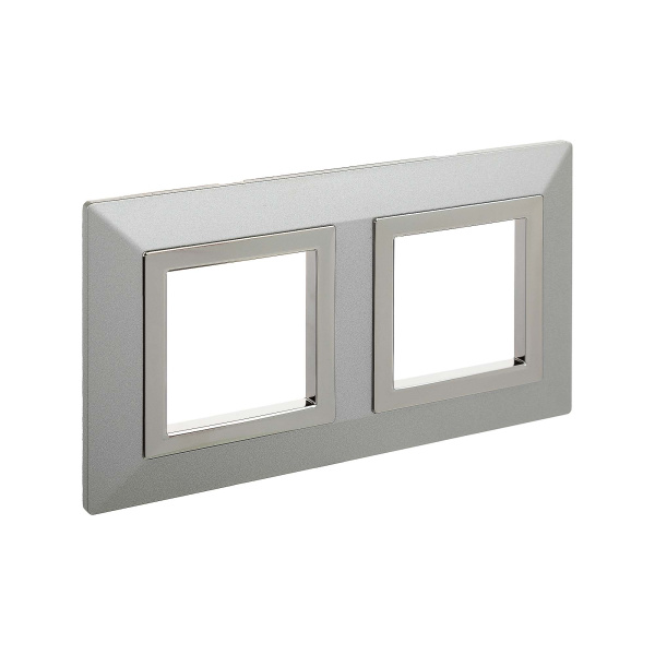 Рамка из металла, "Avanti", светло-серебристая, 2 поста (4 мод.) DKC